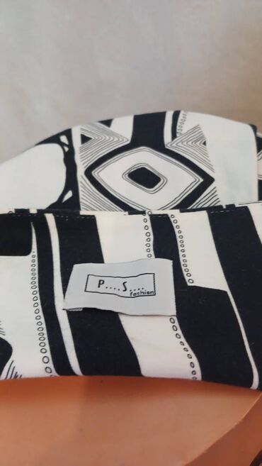 Ostali Kompleti, kombinezoni: M, bоја - Šareno, PS Fashion na lalafo.rs — 3 Ostali Kompleti, kombinezoni: M, bоја - Šareno, PS Fashion — 3