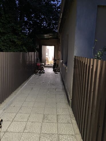 Продажа домов: Продаю пол дома! Район Коммунаров Вход отдельный,в шаговой — 13