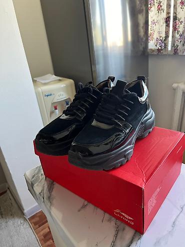 dunk low: Продаю кроссовки отличного качества,и в отличном состоянии размер — 2