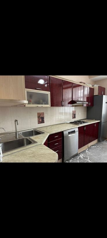 офисная мебель: *MƏTBƏX mebeli :-TƏCİLİ SATILIR*‼️ QİYMƏT:-400₼ ÖLÇÜ:-3.3*1.3 ÜZƏRİNDƏ