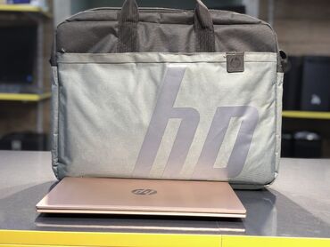 Noutbuklar üçün örtük və çantalar: Noutbuk çantaları Salam. Hər növdə, ölçüdə, rəngdə olan noutbuk — 10