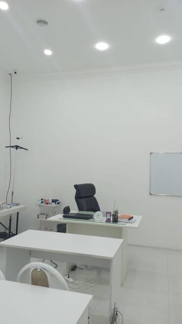 Kommersiya daşınmaz əmlakının satışı: Xətai rayonu, Xudu Məmmədov küç, 18 mərtəbəli binanın 1-ci — 2