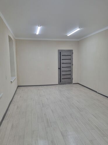 Офисы: Сдаю Офис, 50 м², В бизнес центре, С отдельным входом — 10