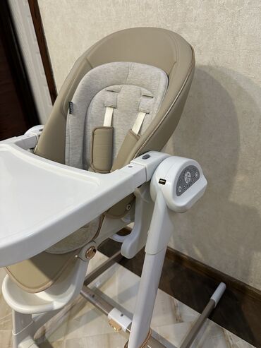 Yemək masaları, oturacaqları: Kidilo 3/1 de Tecili satilir‼️Cox az istifade olunub — 5