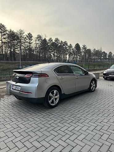 volt: Chevrolet Volt: 2011 г., 1.4 л, Автомат, Гибрид, Хэтчбэк — 2