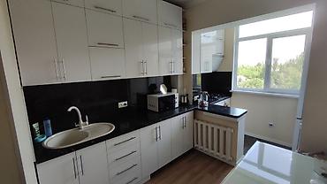 106: 3 комнаты, 60 м², 7 мкр 106 серия, 6 этаж, Евроремонт — 2