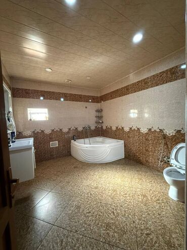 Həyət evləri və villaların satışı: 5 otaqlı, 260 kv. m, Orta təmir — 21