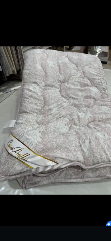 Buynuzlar: Böyüklər üçün Bir nəfərlik Polyester Yorğan