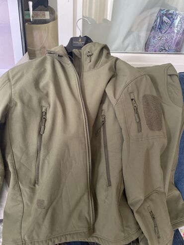 новые мужские куртки: Куртка XL (EU 42)