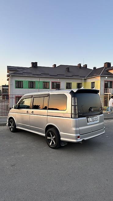 вмятина на машине: Honda Stepwgn: 2003 г., 2 л, Автомат, Газ, Минивэн — 5