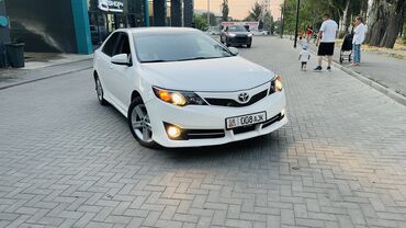 полик на камри: Toyota Camry: 2014 г., 2.5 л, Автомат, Бензин, Седан