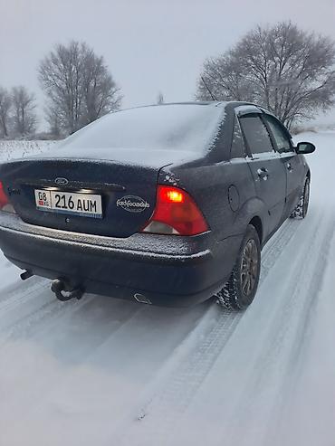 Ford: Ford Focus: 2002 г., 1.6 л, Механика, Бензин, Седан — 4