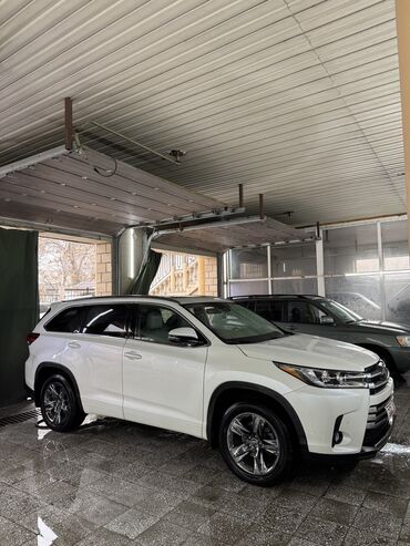 Toyota: Toyota Highlander: 2019 г., 3.5 л, Типтроник, Бензин, Кроссовер