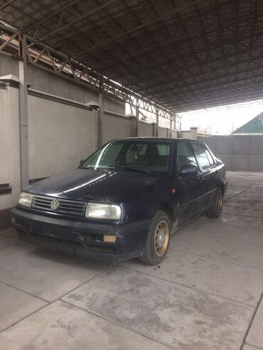 волсваген вента: Volkswagen Vento: 1.8 л | 1992 г. | Седан