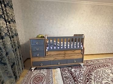 матрас двуспальный: Uşaq beşiyi – komodlu, çoxfunksiyalı model - Rəng və material: Təbii — 1