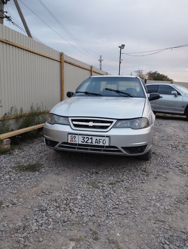 Daewoo: Daewoo Nexia: 2010 г., 1.5 л, Механика, Бензин, Седан