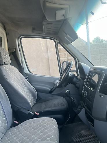 sprinter 2 2: Срочно срочно Продается Грузовой фургон Mercedes-Benz Sprinter — 4