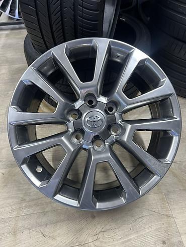 diska 13: Литые Диски R 18 Toyota, Комплект, отверстий - 6, Новый — 2