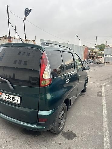 Toyota: Toyota Yaris Verso: 2003 г., 1.5 л, Автомат, Бензин, Минивэн — 3