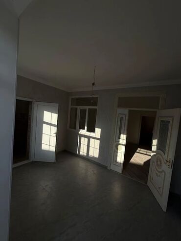 Həyət evləri və villaların satışı: 3 sot torpaq sahəsində 4 otaqlı həyət evi. - Geniş, daş döşəməli — 5