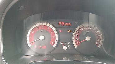 Kia: Kia Rio – hetçbek, qara rəng Xüsusiyyətlər: - Kuzov: 5 qapılı — 10