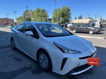 Toyota: Toyota Prius: 2020 г., 1.8 л, Автомат, Гибрид, Хэтчбэк