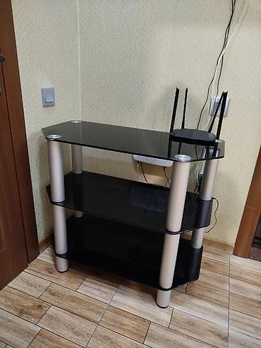 mebel ustu: Şüşə TV/AV stendi - 3 mərtəbəli konstruksiya: üst panel və iki əlavə — 2