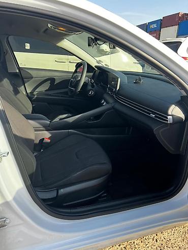 Hyundai: Hyundai Avante: 2020 г., 1.6 л, Бензин — 9