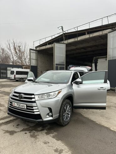 Toyota: Toyota Highlander: 2018 г., 3.5 л, Автомат, Бензин, Кроссовер — 2