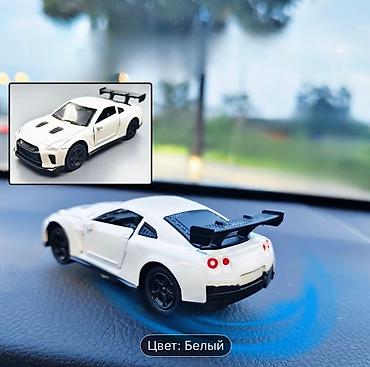 mondial drift: Drifting Red Car – avtomobil paneli üçün mini fırlanan model oyuncaq — 3