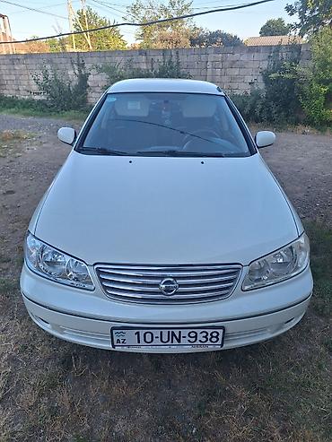 hyundai i30 oluxanası: Nissan Sunny: 1.6 l | 2007 il Sedan — 1