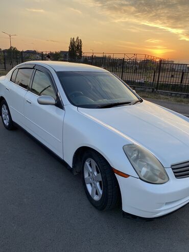 крутая машина: Nissan : 2003 г., 2.5 л, Автомат, Бензин