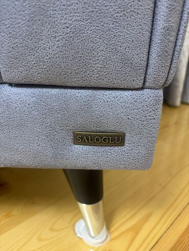 Masa və oturacaq dəstləri: Qonaq otağı üçün, İşlənmiş, Açılmayan, Dördbucaq masa, 6 stul — 11