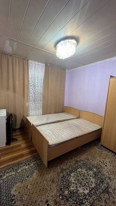 дом из контейнер: 30 м², 1 комната, Парковка, Забор, огорожен
