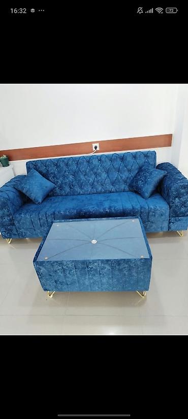 Məhsul: Açılan divan və jurnal masası dəsti - Rəng: Dərin mavi (velvet