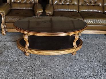 Stilski klub stolovi: Ovalni klub sto, klasičnog dizajna - Materijal: masivno drvo sa — 1