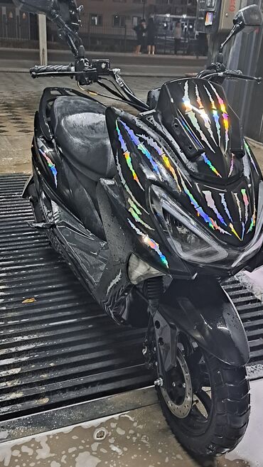 Скутеры: Тип скутера Yamaha, 150 куб. см, Бензин, Новый — 6