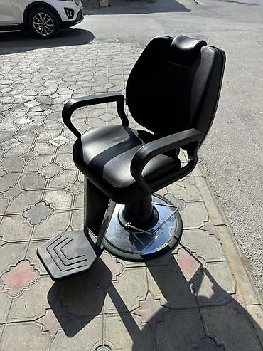 Salon, tibbi mebel: İşlənmiş, Saç kəsimi kreslosu — 1