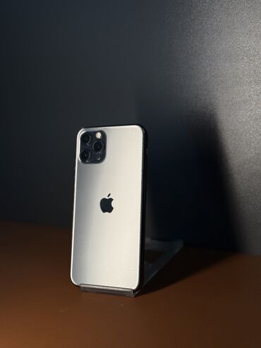 Apple iPhone: IPhone 11 Pro, Б/у, 256 ГБ, Черный, Защитное стекло, Чехол, Кабель, В рассрочку, 86 %