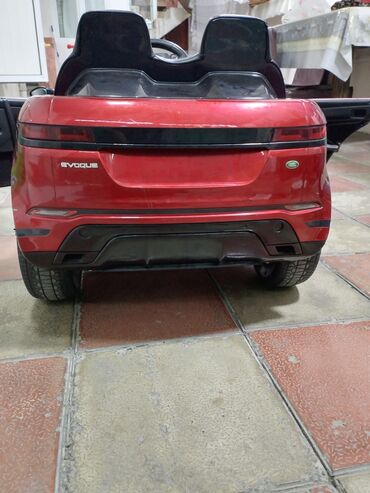 Uşaq üçün elektrik maşınları: Uşaq üçün elektromobil – Range Rover Evoque üslubunda, qırmızı rəng — 7