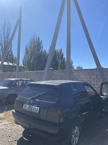 Volkswagen: Volkswagen Golf: 1993 г., 1.6 л, Кол менен иштөөчү, Бензин, Хетчбек — 3