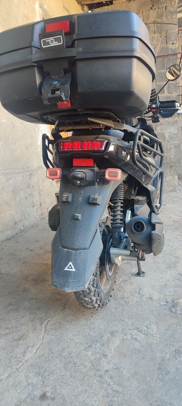 Скутеры: Макси-скутер Tank, 180 куб. см, Бензин, Б/у — 5