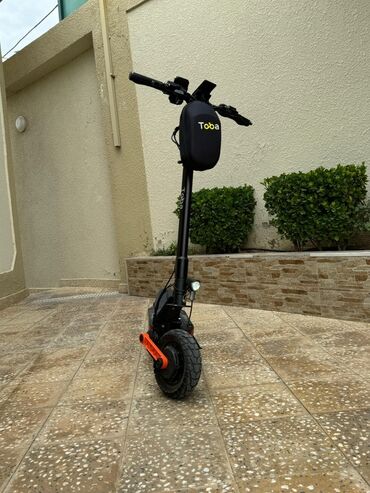 Giroskuterlər: Şəhərdaxili sürüş, gündəlik yol və yüngül off-road üçün stabil və