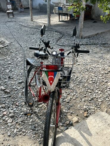 Şəhər velosipedləri: Şəhər velosipedi 28" — 1