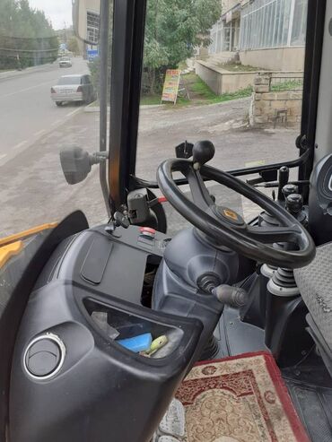 Ekskavatorlar: JCB bekoloder satılır, ideal vəziyyətdə. 2013-cü il buraxılış Motor — 13