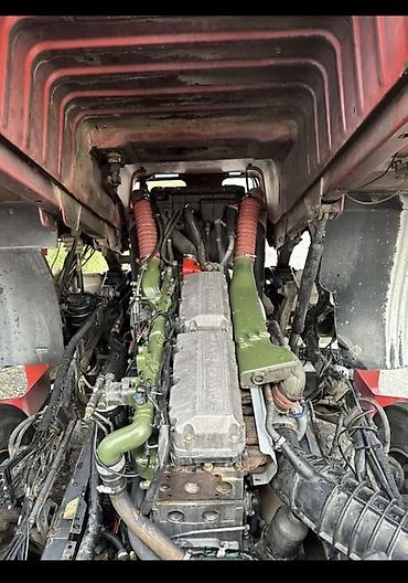 бортовой спринтер самосвал: Двигатель для грузового автомобиля (капот откинут, доступ к моторному — 3
