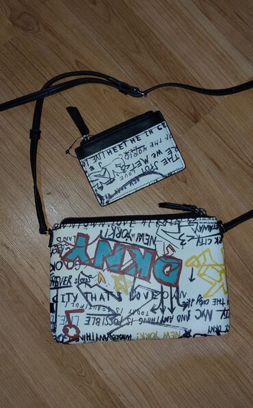 kosulja jos uvek etiketu: DKNY torbica i novcanik novo i original Jos ima plastiku od etikete