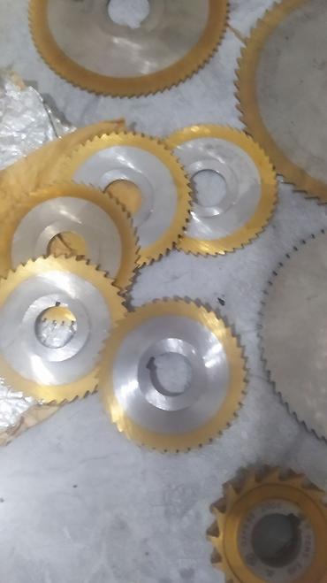 Наборы инструментов: ФРЕЗЫ Концевые и ФРЕЗЫ отрезные. Фрезы имеют различные формы и — 23