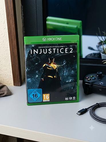 Игра Injustice 2 для Xbox One (диск в коробке). (могу обменить на гта