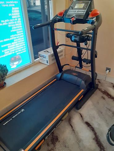 roland em 2000: Qaçış trenajoru – National Fitness/MON paneli ilə Xüsusiyyətlər: - — 3